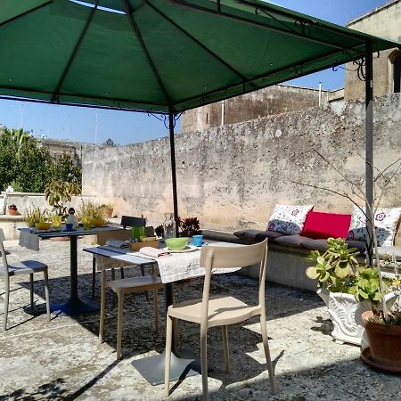 B&B La Casa Gialla Lecce Exterior photo